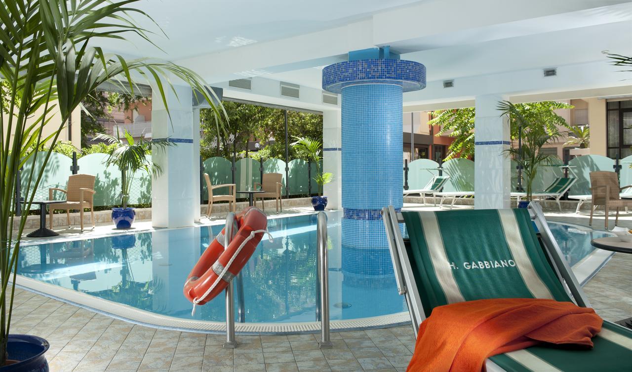 Hotel Gabbiano Каттолика Экстерьер фото
